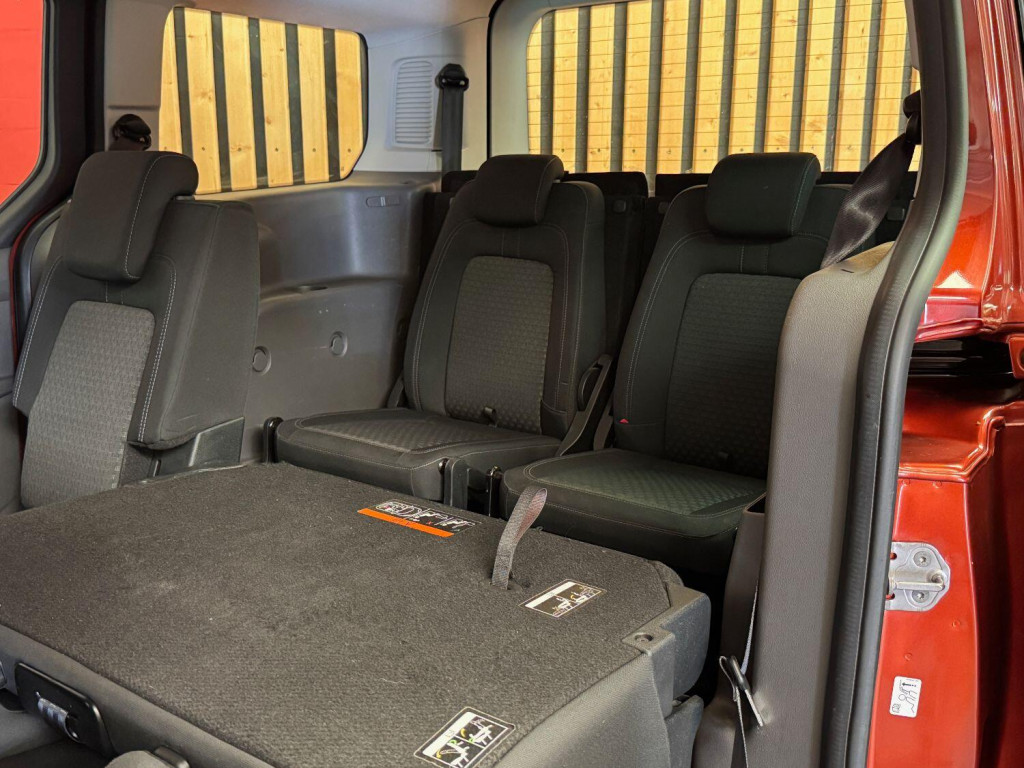 FORD GRAND TOURNEO CONNECT