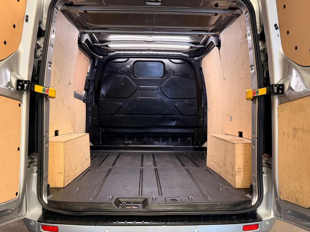 FORD TRANSIT CUSTOM