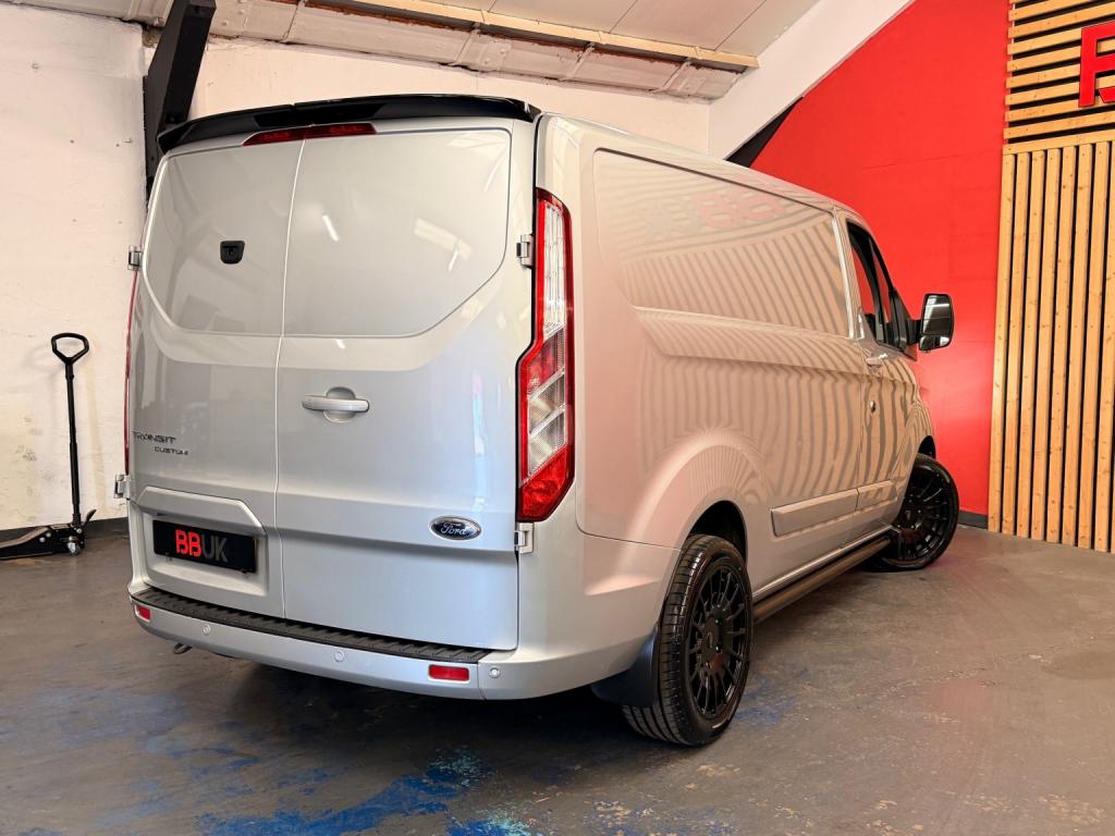 FORD TRANSIT CUSTOM