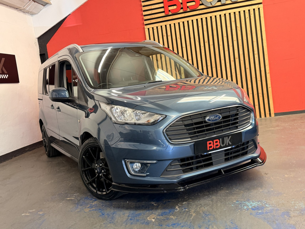 View FORD GRAND TOURNEO CONNECT 1.5 EcoBlue Titanium