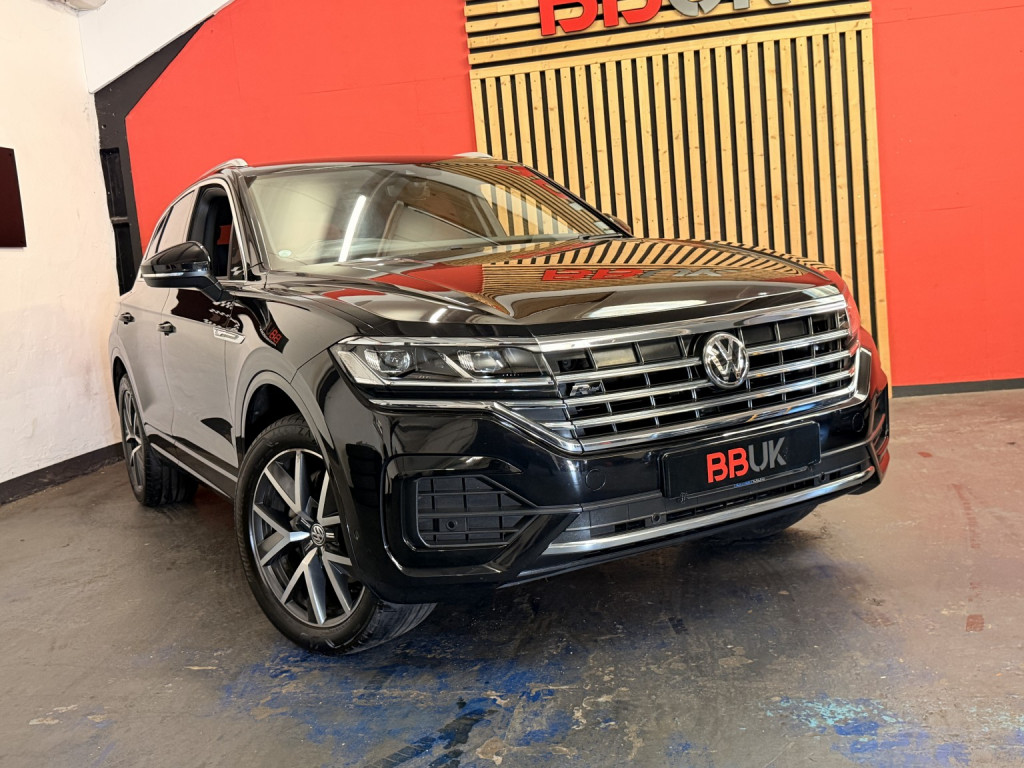View VOLKSWAGEN TOUAREG 3.0 TDI V6 R-Line