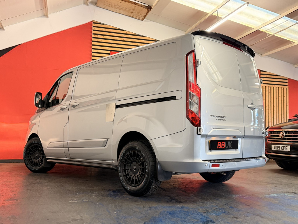 FORD TRANSIT CUSTOM