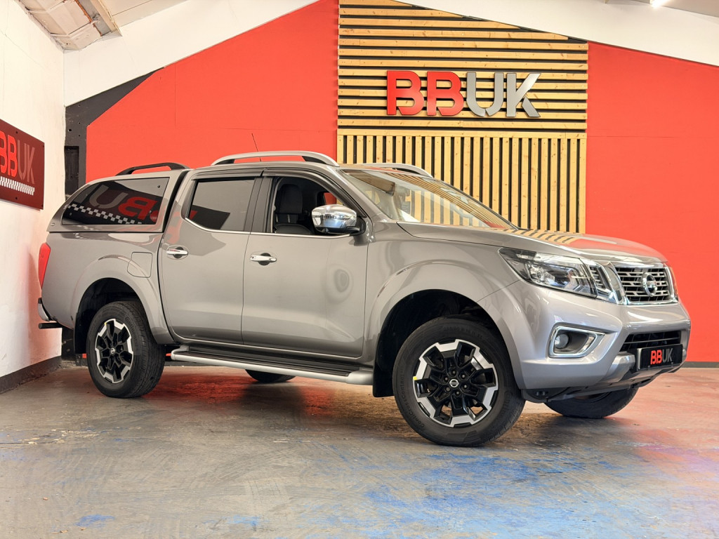 View NISSAN NAVARA 2.3 dCi Tekna