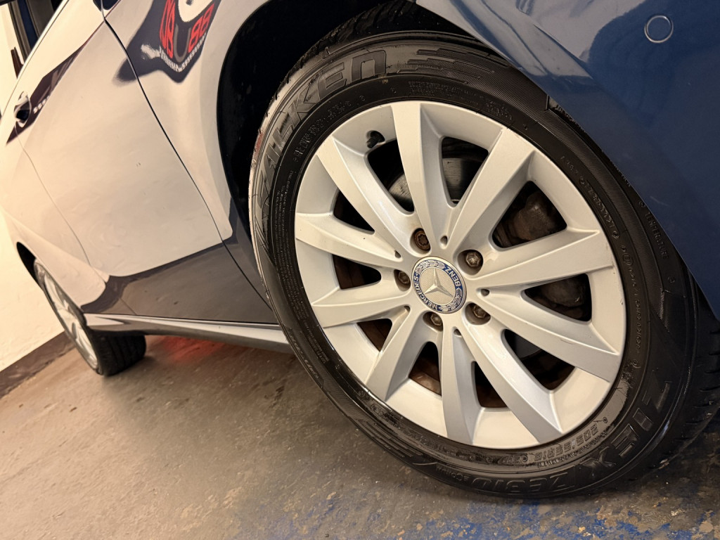 MERCEDES-BENZ B CLASS