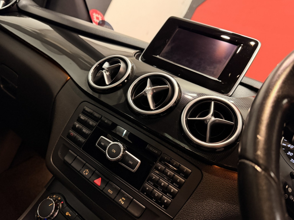 MERCEDES-BENZ B CLASS