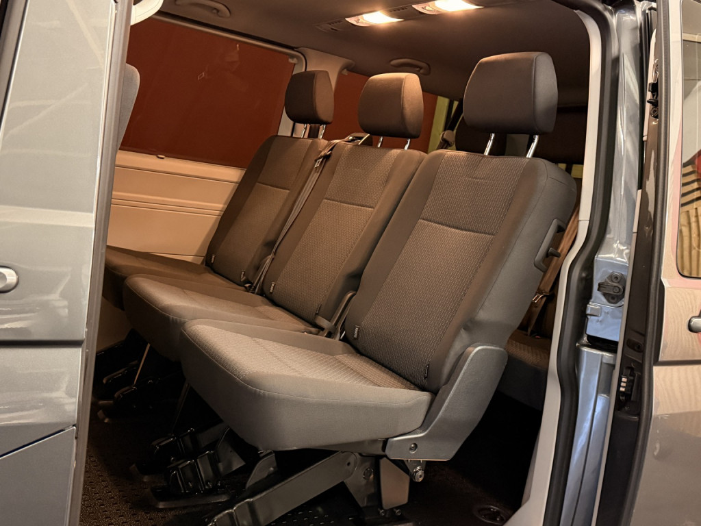 VOLKSWAGEN TRANSPORTER