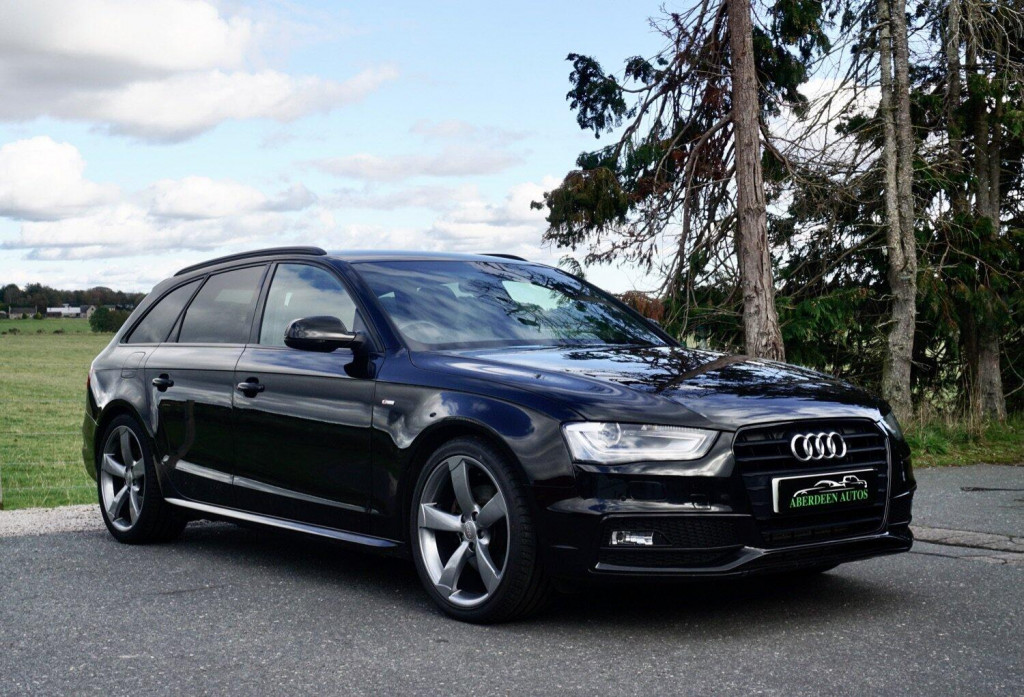 AUDI A4 AVANT
