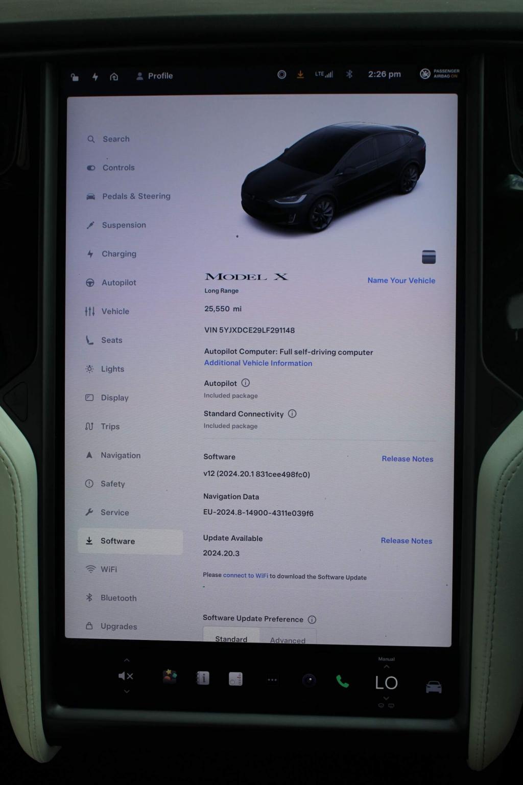 TESLA MODEL X