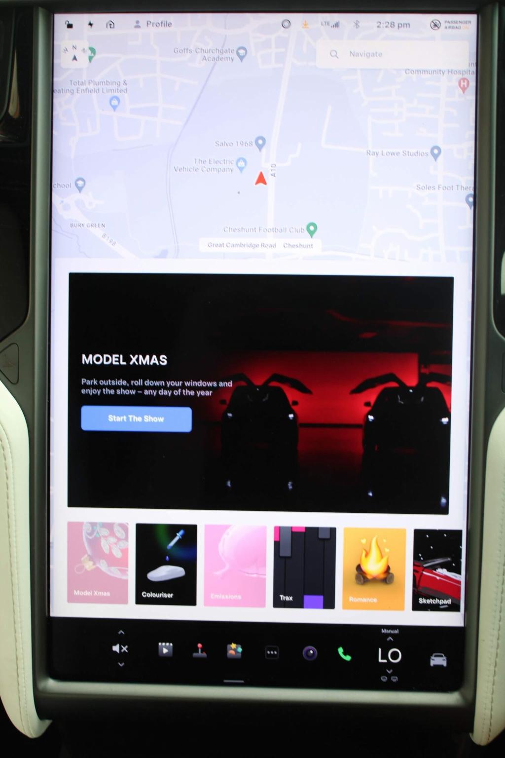 TESLA MODEL X