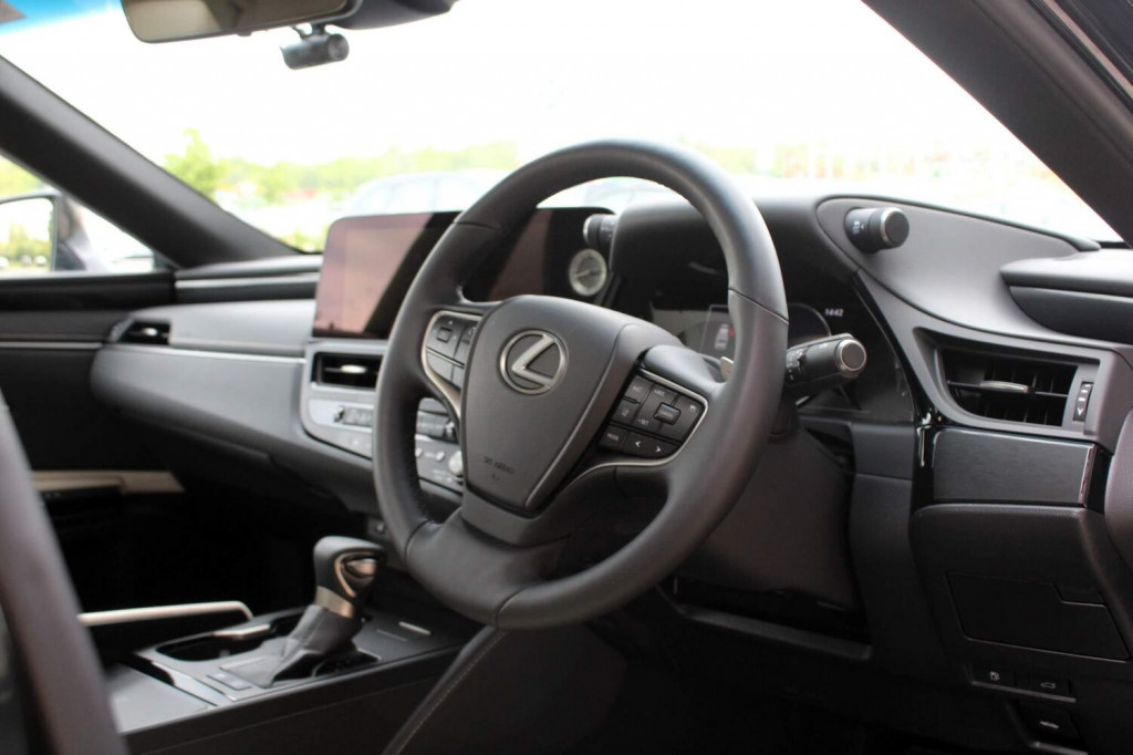 LEXUS ES 300H