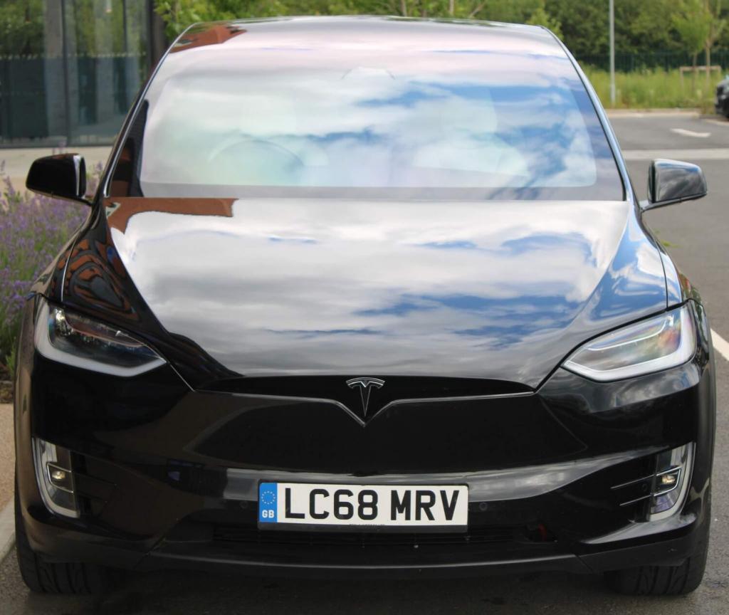 TESLA MODEL X