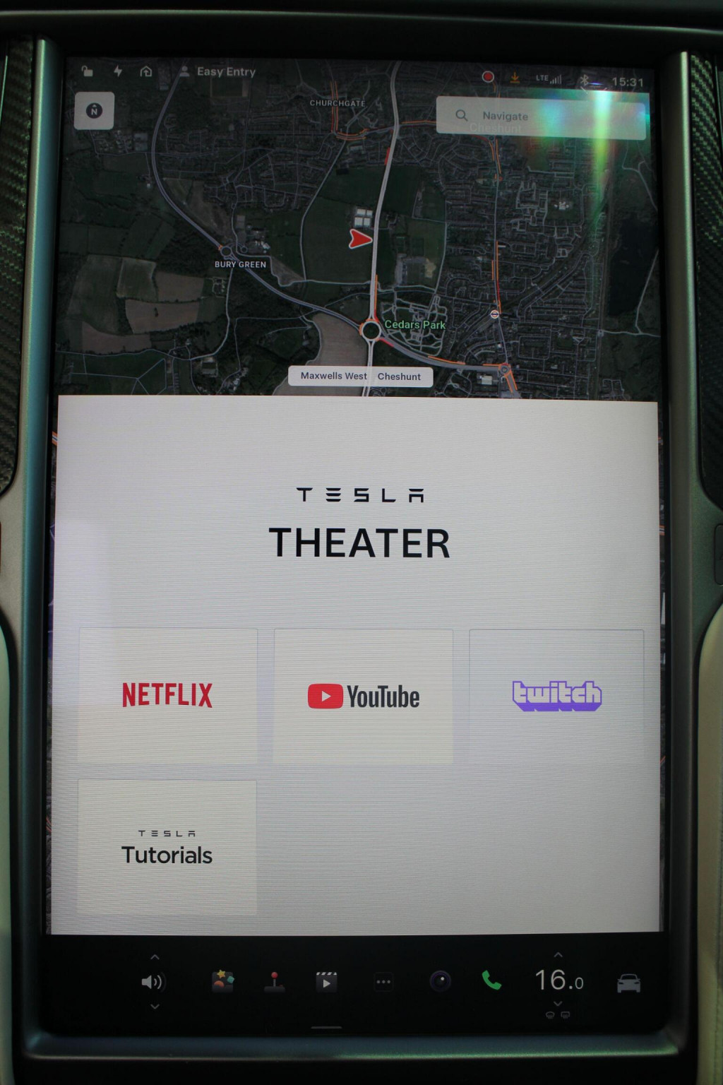 TESLA MODEL X