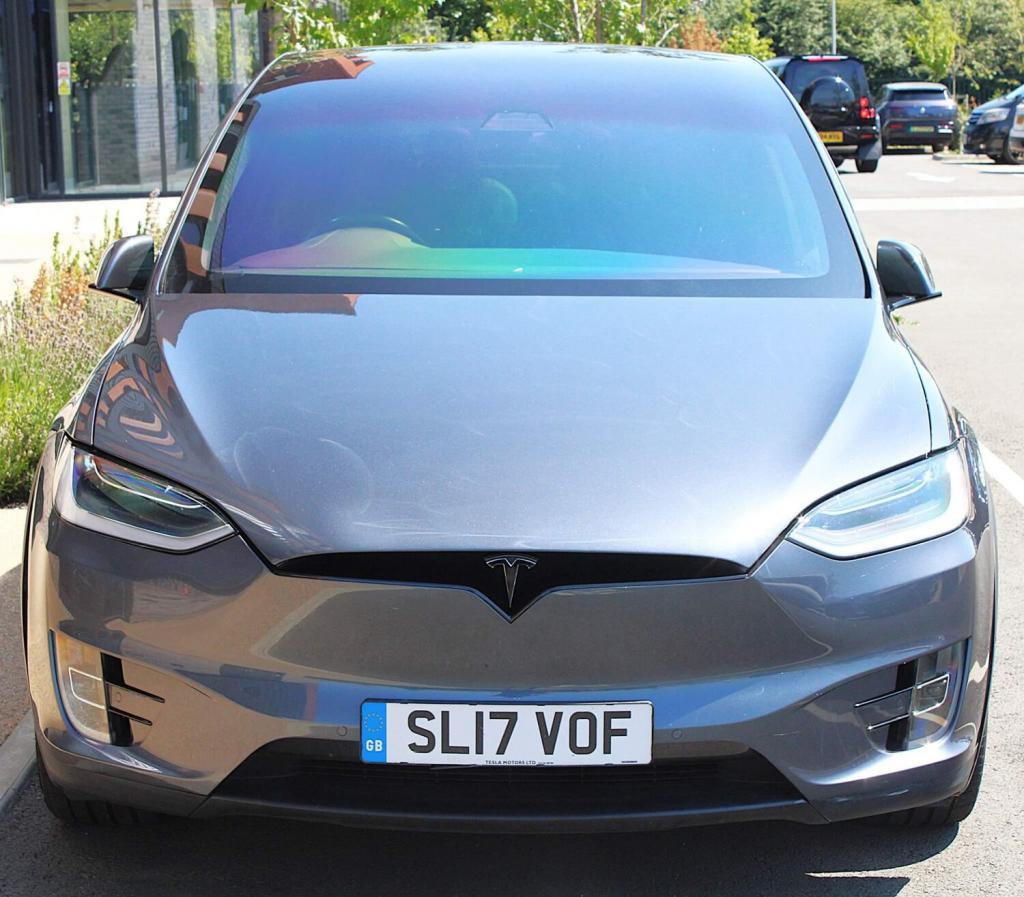 TESLA MODEL X