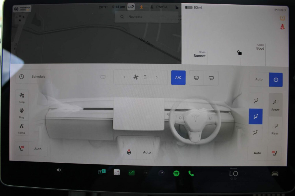 TESLA MODEL 3