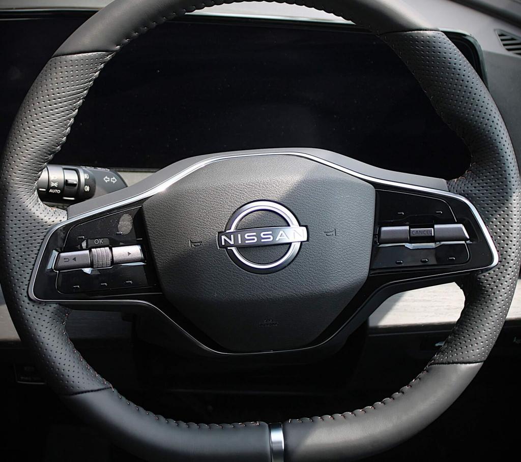 NISSAN ARIYA