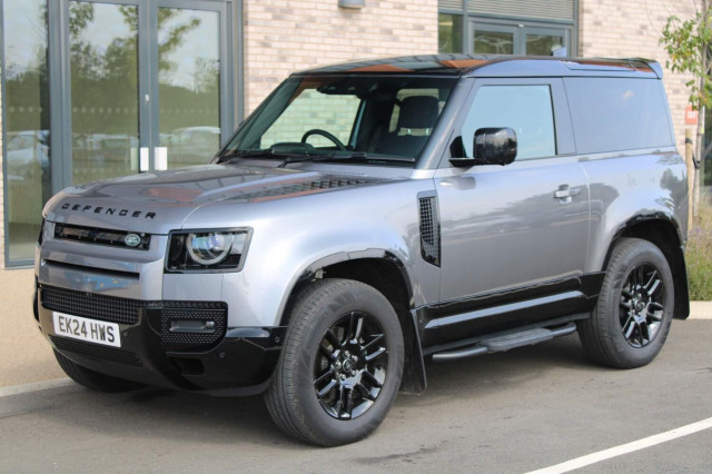 LAND ROVER DEFENDER 90