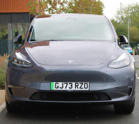 TESLA MODEL Y