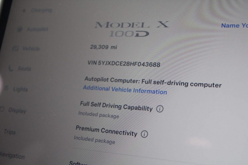 TESLA MODEL X
