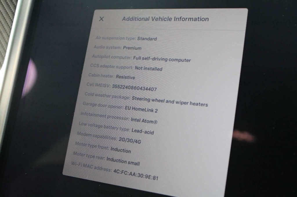 TESLA MODEL X