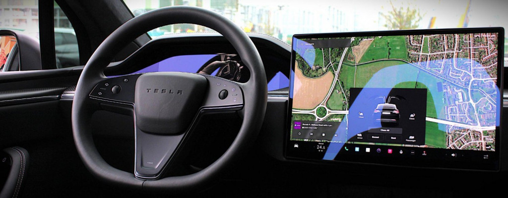 TESLA MODEL X