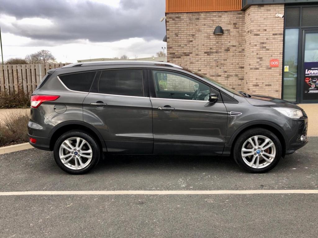 FORD KUGA