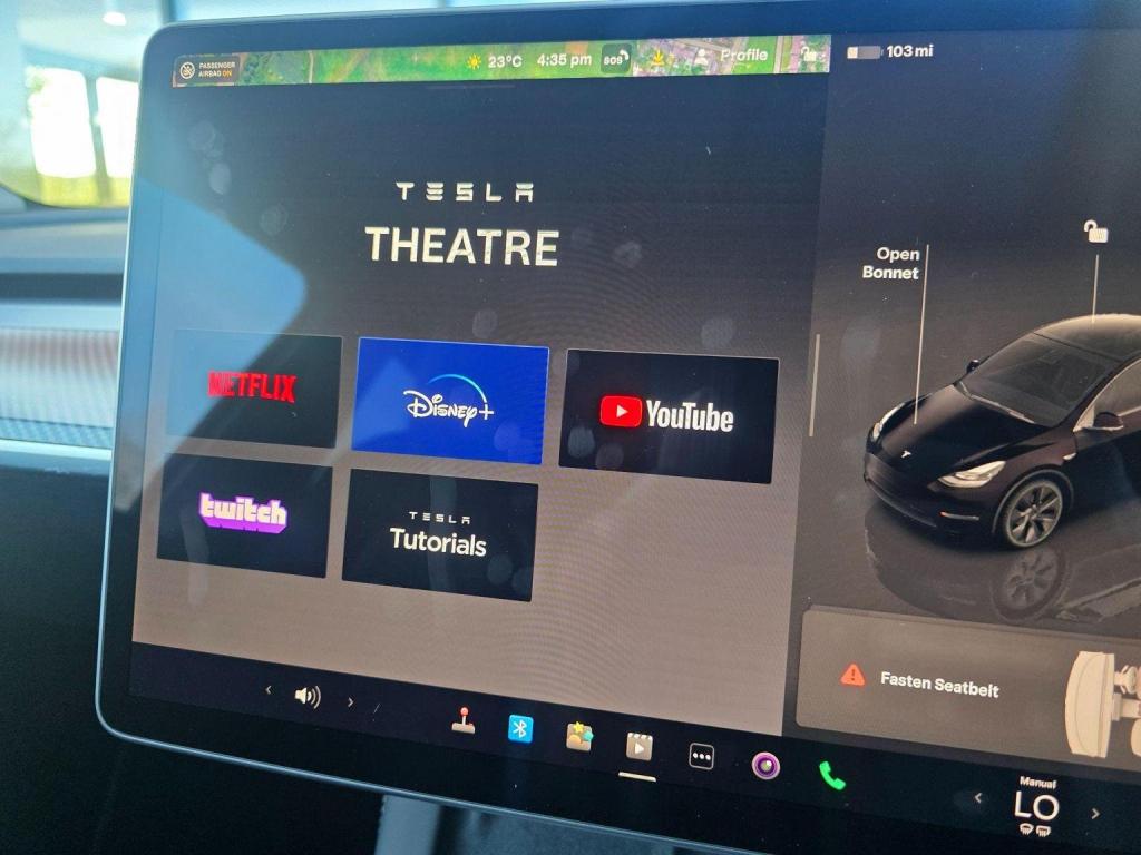 TESLA MODEL Y