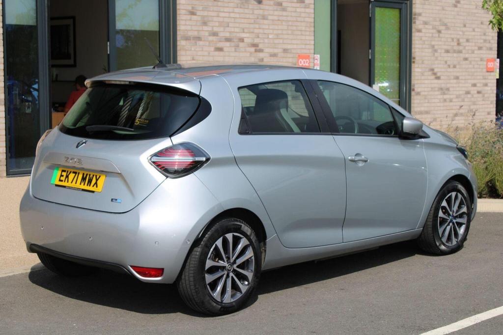 RENAULT ZOE
