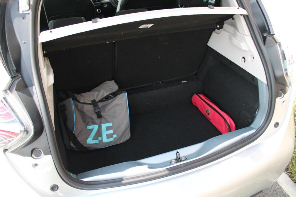 RENAULT ZOE