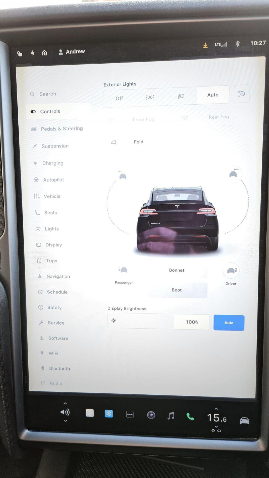 TESLA MODEL X