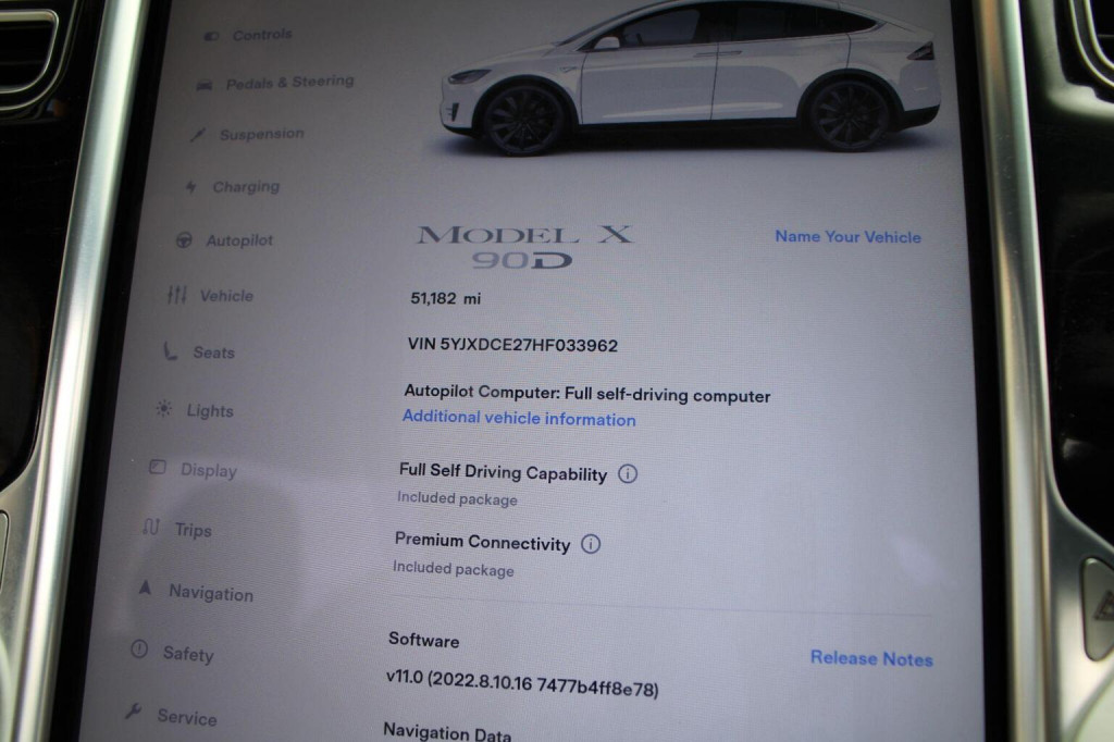 TESLA MODEL X