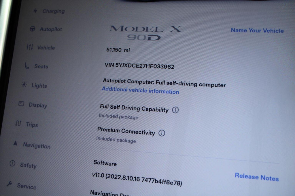 TESLA MODEL X