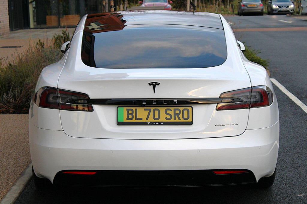 TESLA MODEL S