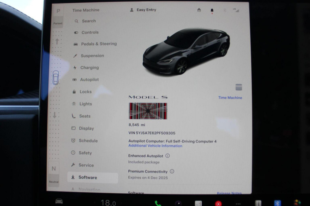 TESLA MODEL S
