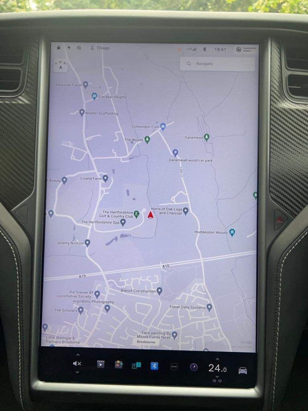TESLA MODEL X