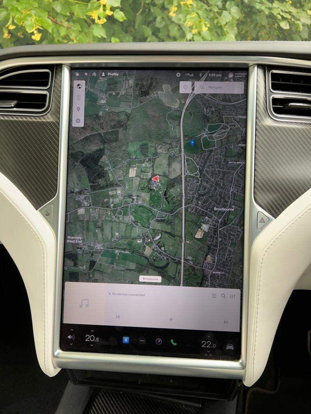 TESLA MODEL X