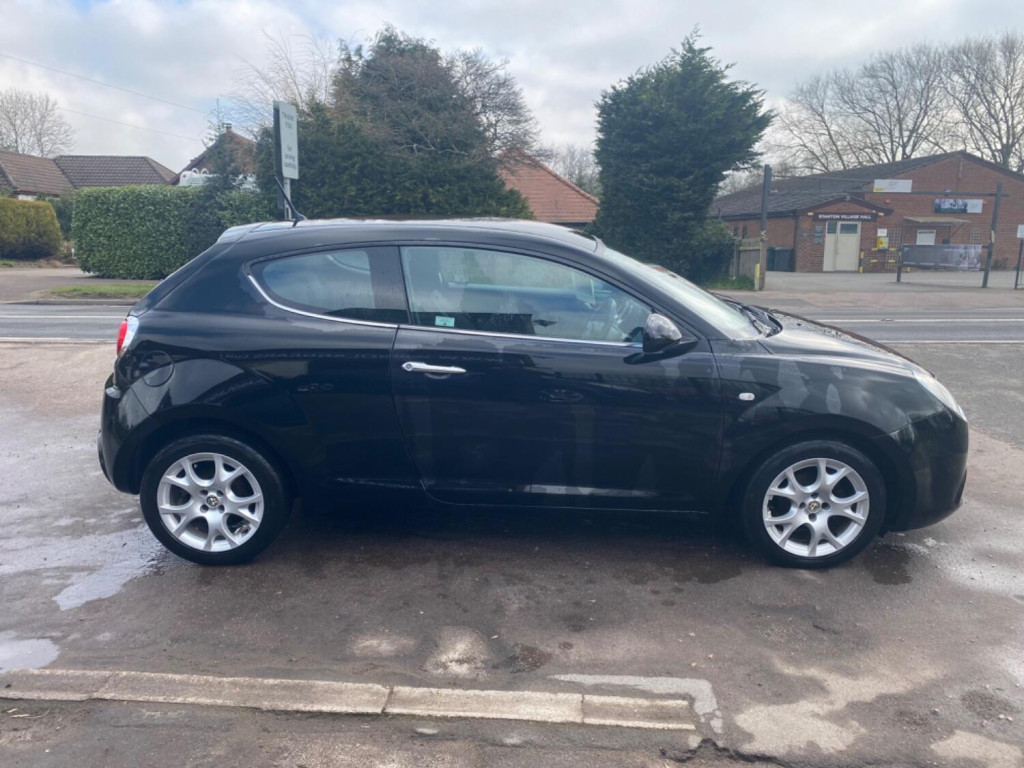 View ALFA ROMEO MITO 1.4 Mito 1.4 16v Lusso * FULL SERVICE HISTORY * LAST OWNER 8 years *