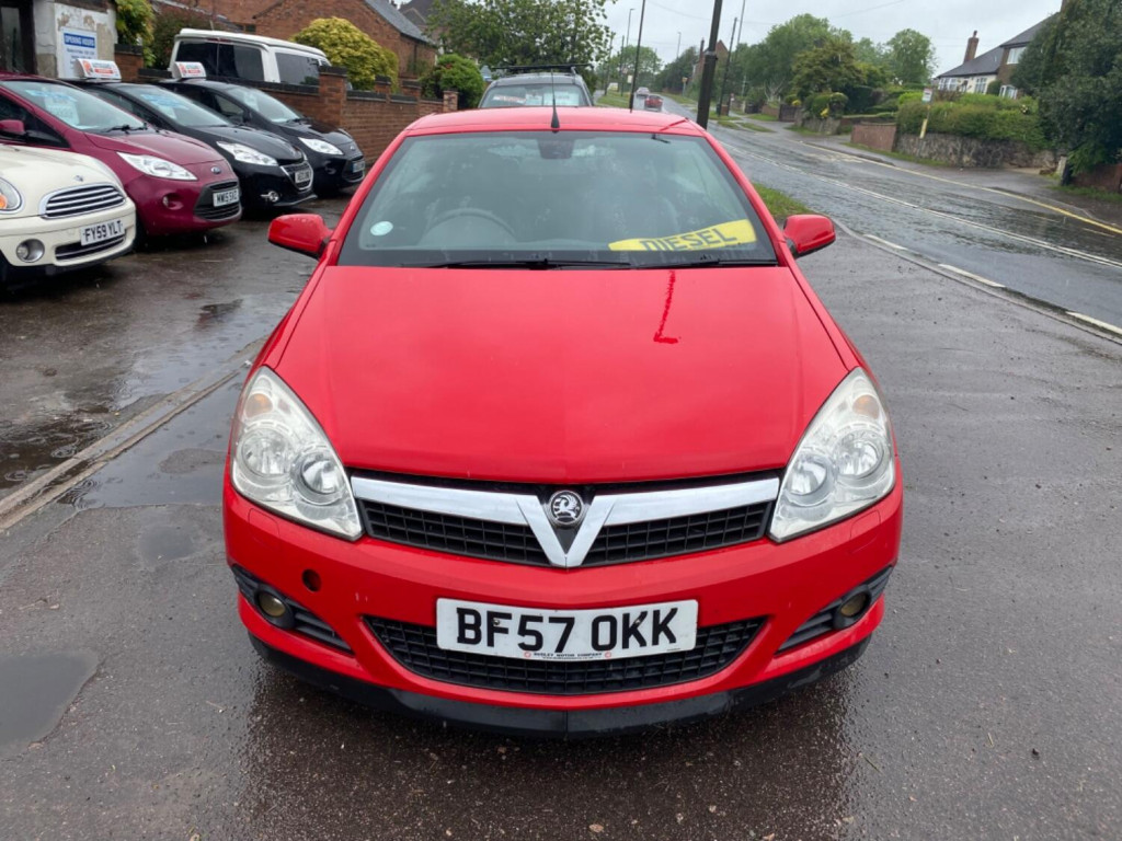 View VAUXHALL ASTRA 1.9 CDTi Design Twin top convertible *service history*