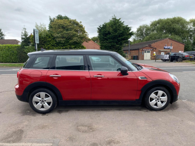 MINI CLUBMAN 2.0 Cooper D **facelift model**£20 road tax ** sat nav* *last lady owner 7 years *