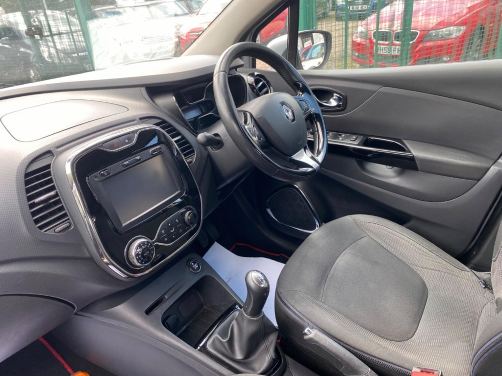 RENAULT CAPTUR