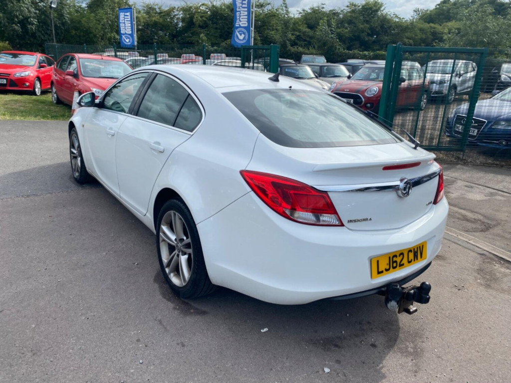 VAUXHALL INSIGNIA