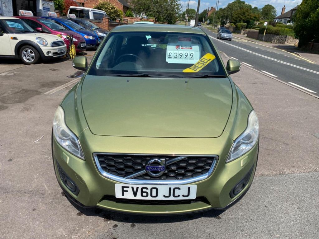 View VOLVO C30 1.6 D DRIVe SE Lux *£0 ZERO ROAD TAX* * leather * 17” alloys *