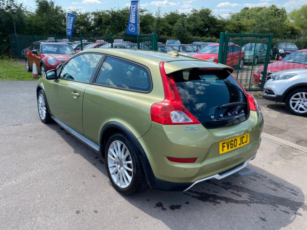 VOLVO C30