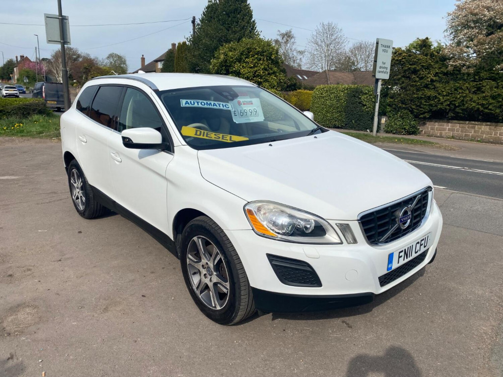 View VOLVO XC60 2.0 D3 SE Lux Automatic / two tone leather trim