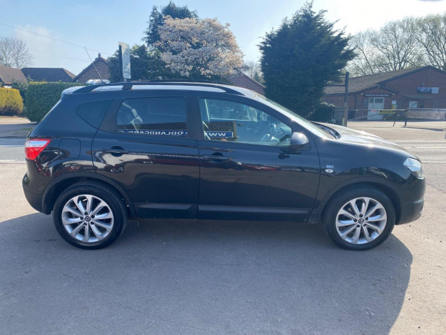 NISSAN QASHQAI 1.5 dCi 360 Limited Edition 2WD - Panoramic Roof - Half Leather