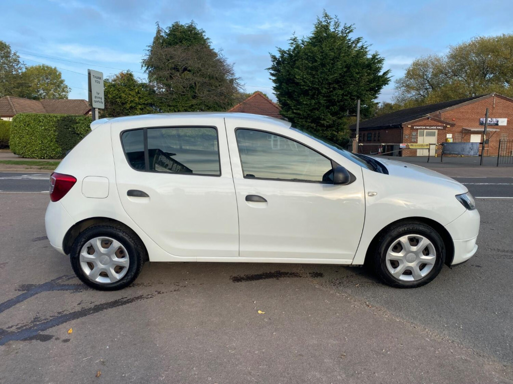 View DACIA SANDERO 1.2 Ambiance 1.2 16V 75