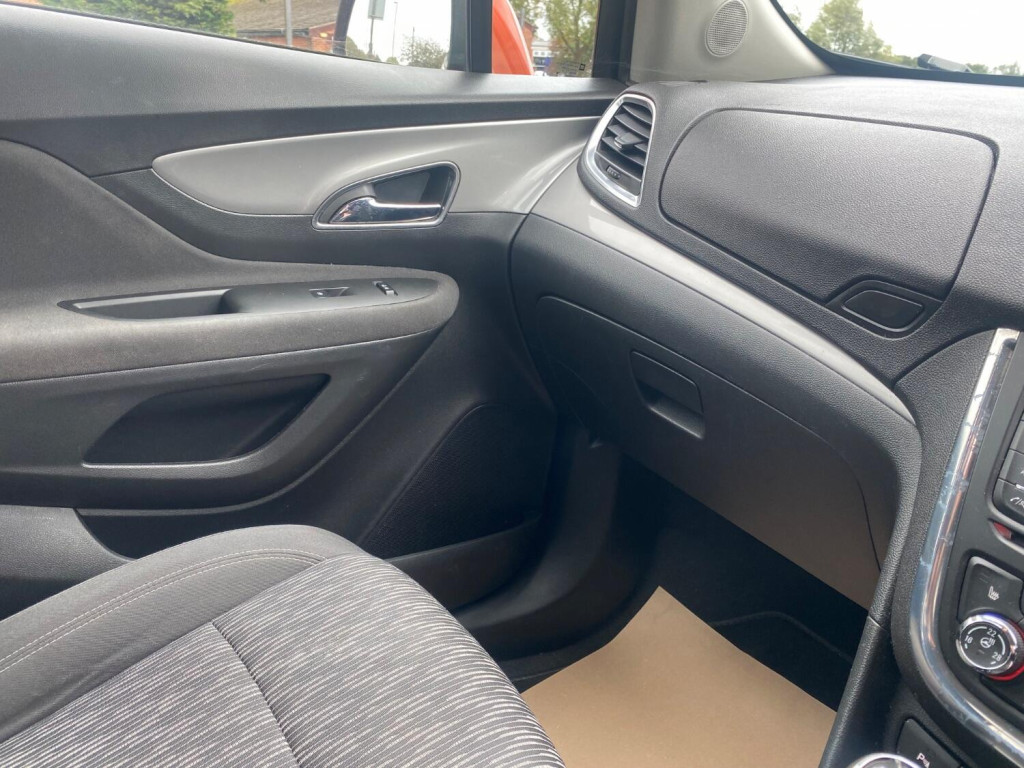 VAUXHALL MOKKA
