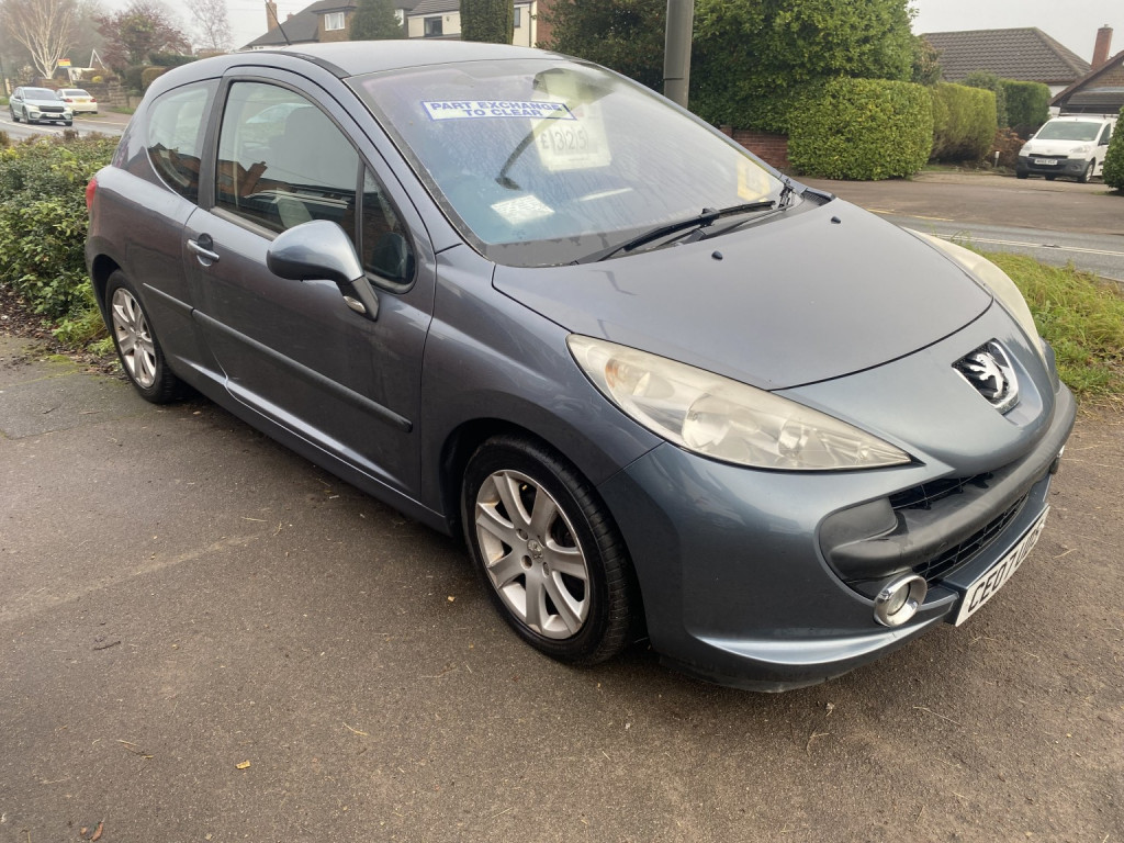 View PEUGEOT 207 1.6 HDi Sport