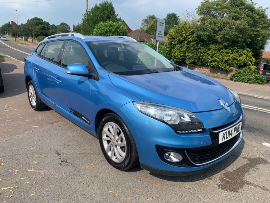 View RENAULT MEGANE DYNAMIQUE TOMTOM ENERGY 1.5 DCI ESTATE  *ZERO ROAD TAX*