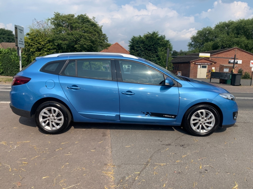 View RENAULT MEGANE DYNAMIQUE TOMTOM ENERGY 1.5 DCI ESTATE  *ZERO ROAD TAX*