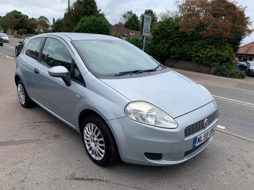 View FIAT GRANDE PUNTO 1.4 ACTIVE**LADY OWNER 13.5 YEARS**